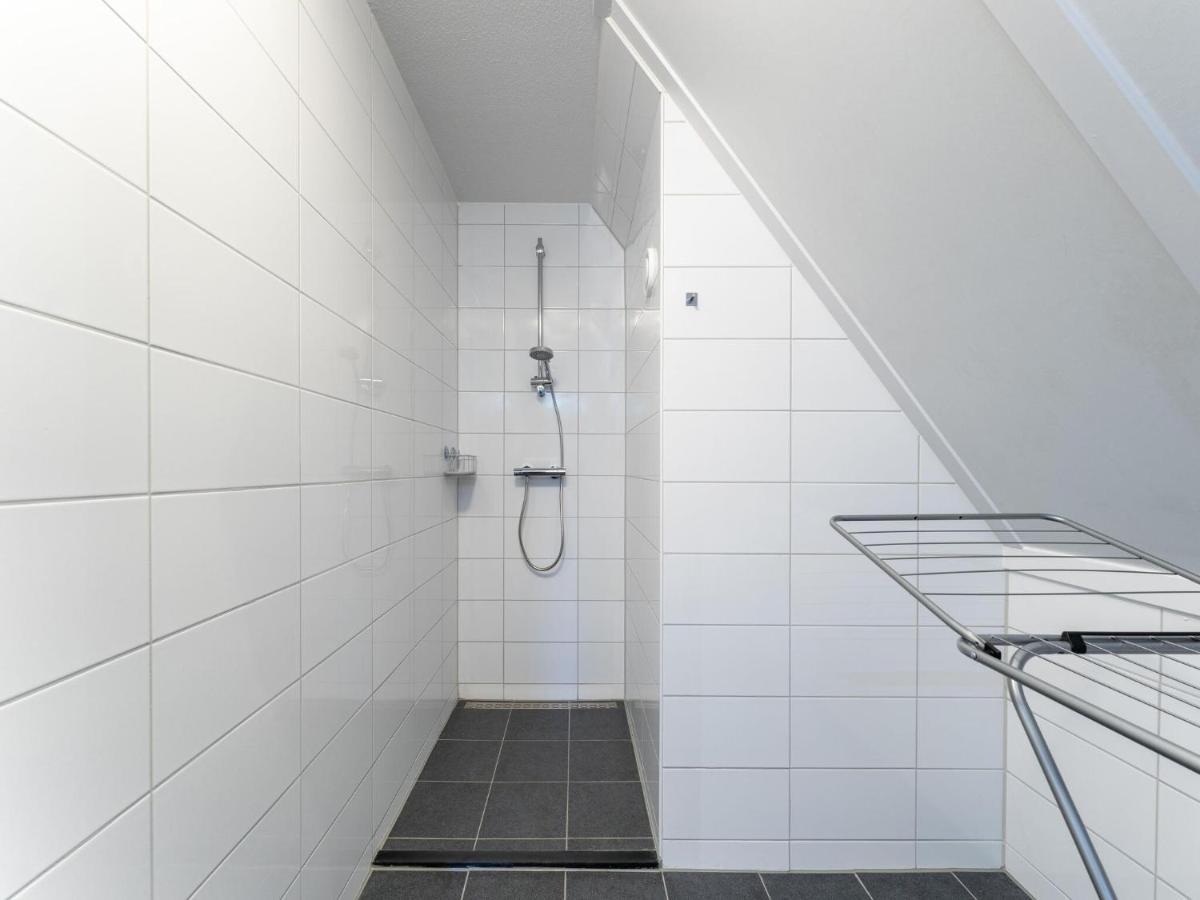 Ferienhaus In With Bubble Bath Scherpenisse